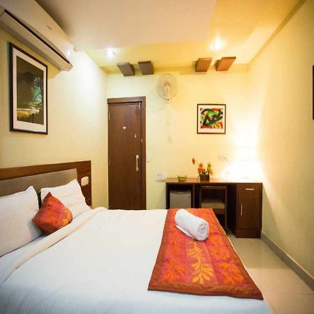 Hotel Sri Madhura Inn Hyderabad Exterior photo