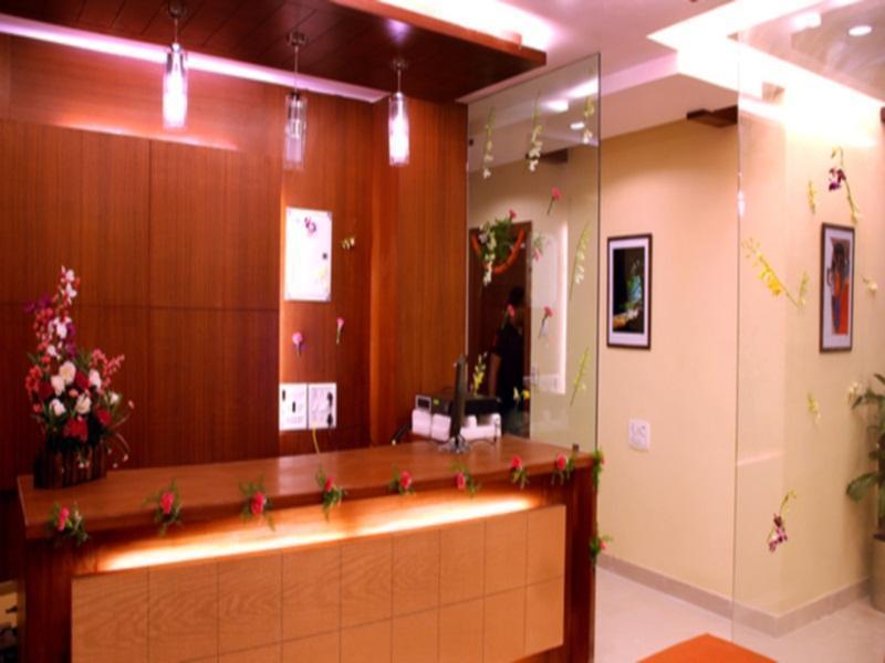 Hotel Sri Madhura Inn Hyderabad Exterior photo
