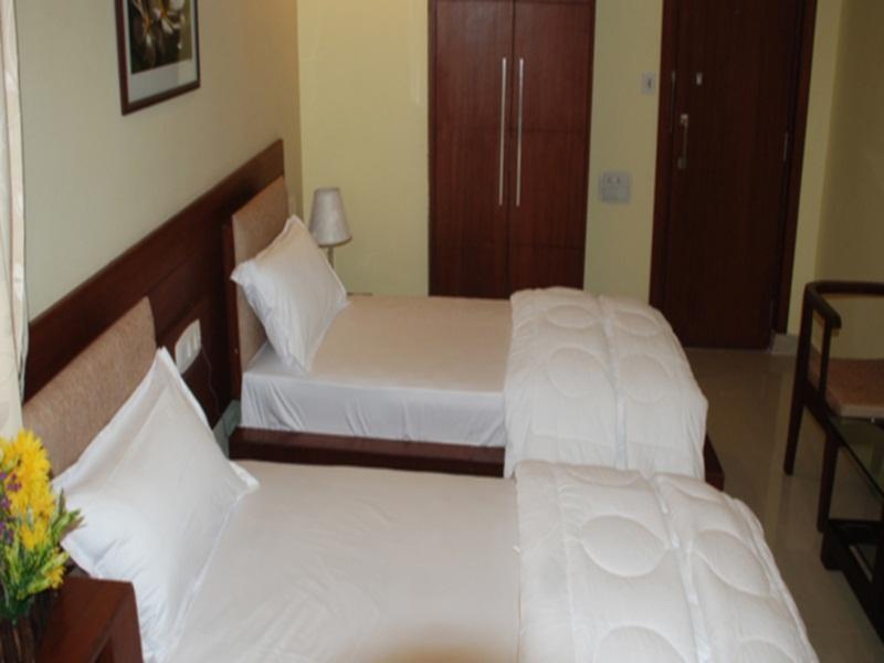 Hotel Sri Madhura Inn Hyderabad Exterior photo