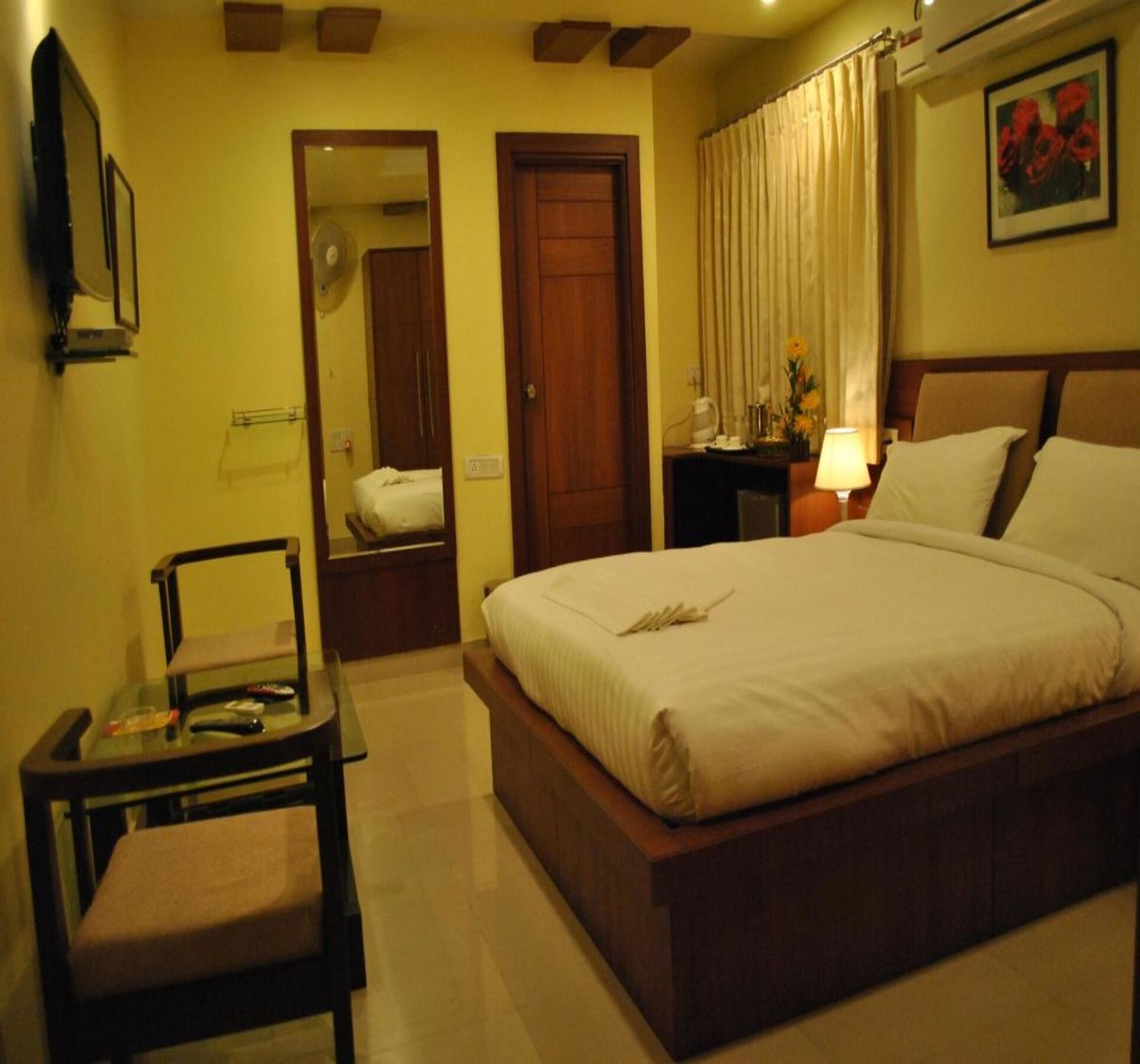 Hotel Sri Madhura Inn Hyderabad Exterior photo